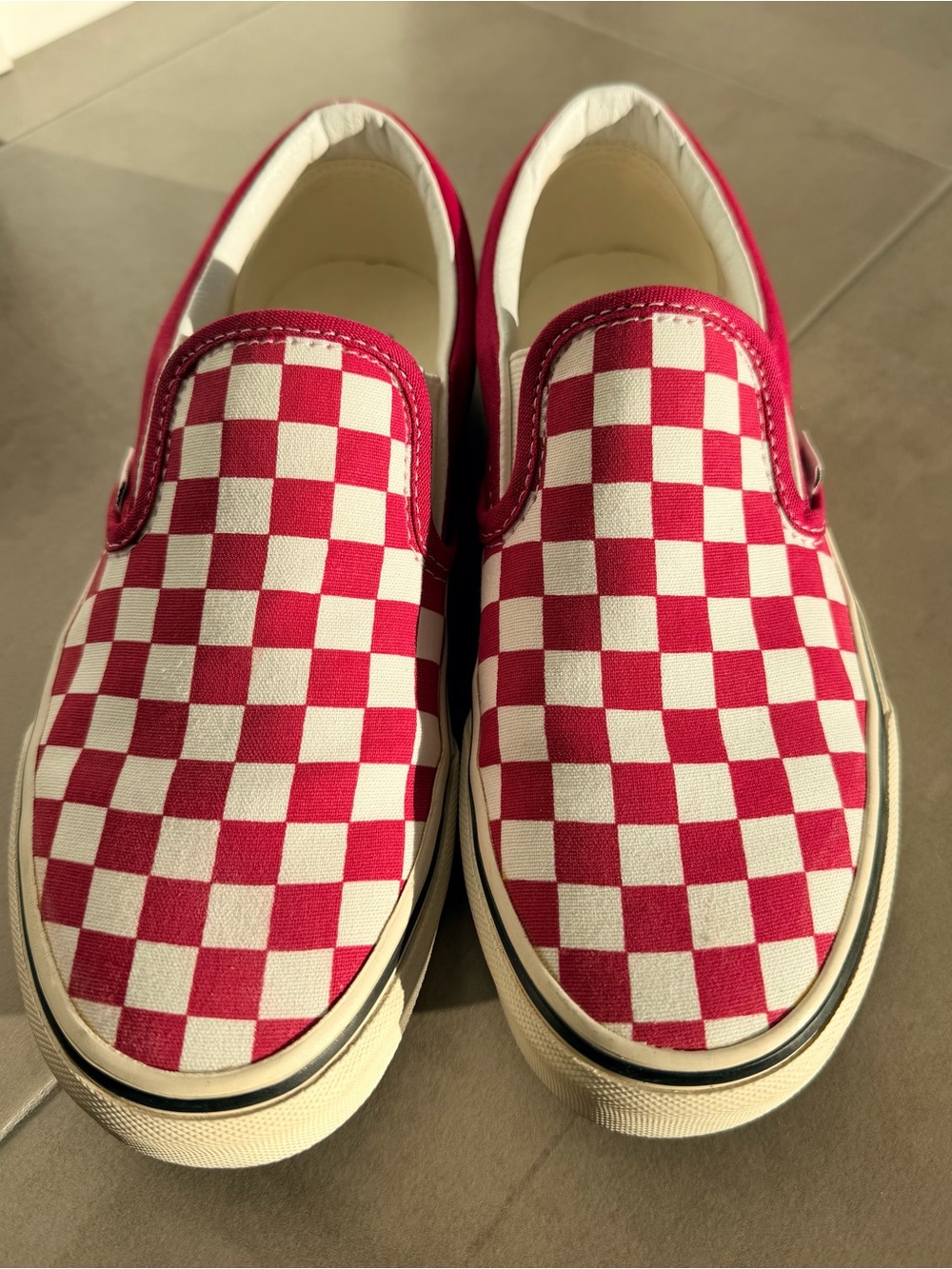 Vans Slip-On Checkerboard Sneakers - Magenta & White